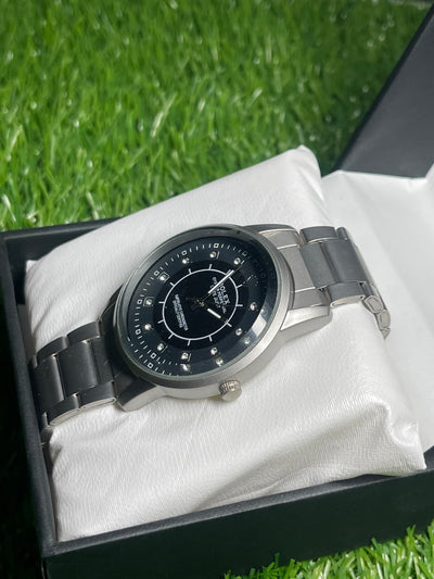 Rolex Style with Dazzling Black Dial and Diamond Accents