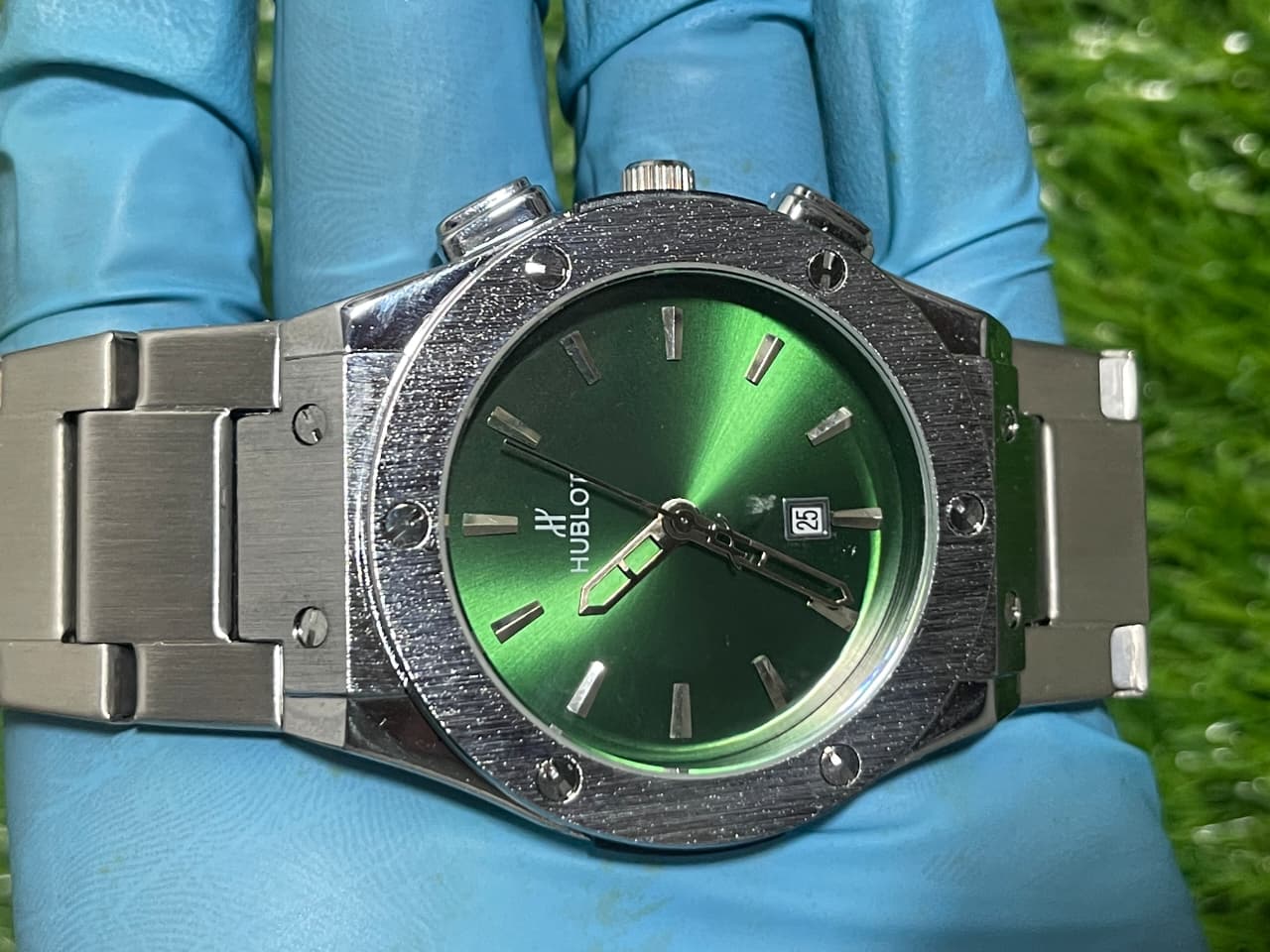 Hublot Classic Fusion Steel Quartz – Bold Emerald Green