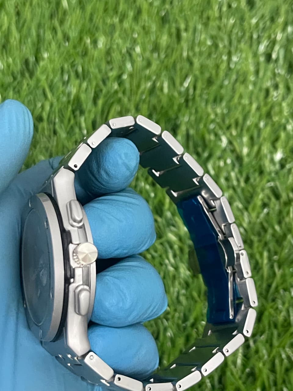 Hublot Genève Quartz Luxury Watch – Silver Edition - Grey