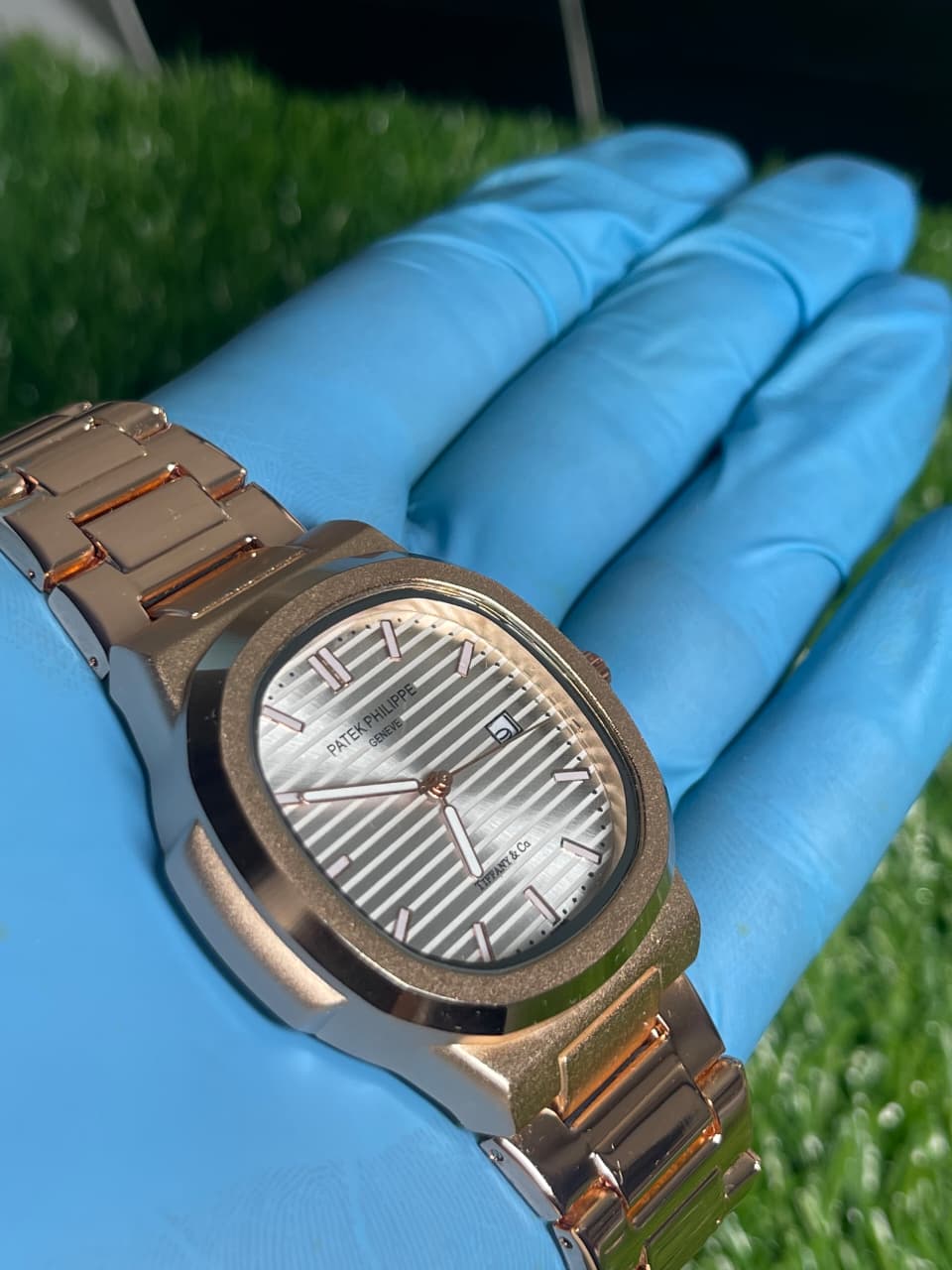 Patek Philippe White-On-Gold Quartz