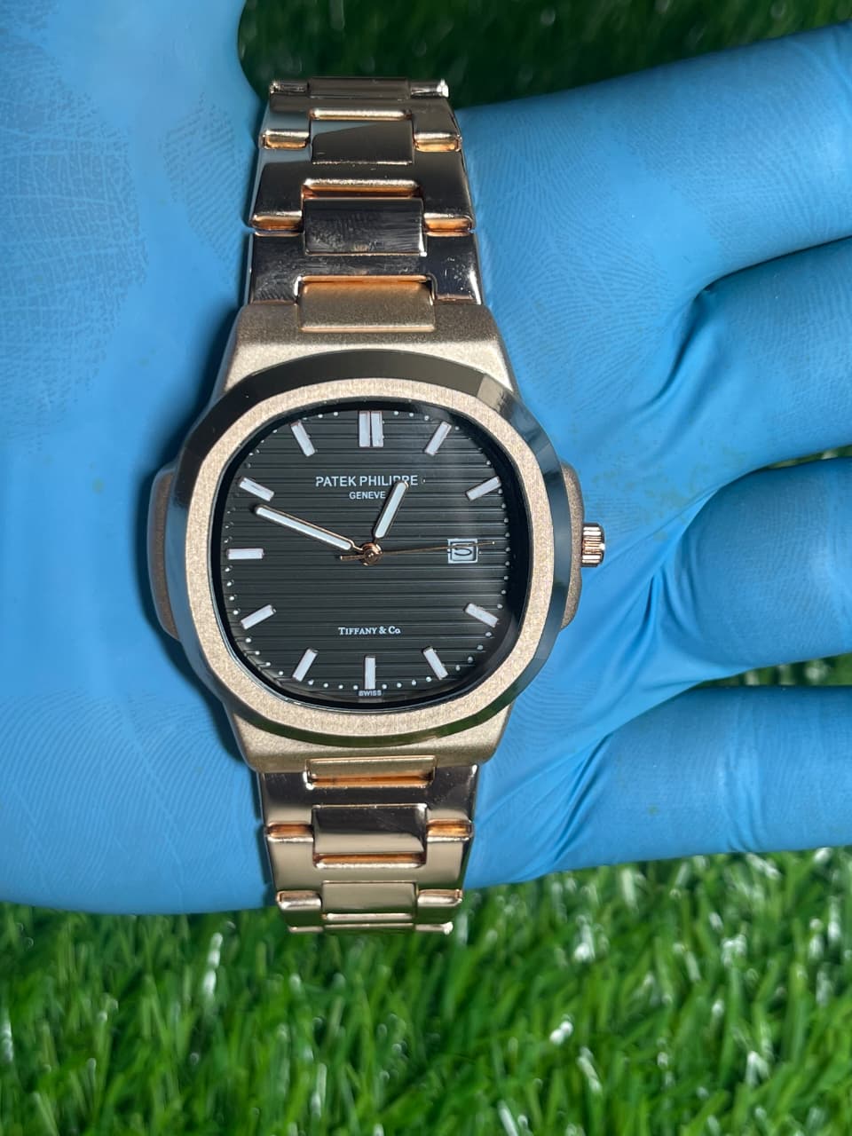 Patek Philippe Black-On-Gold Quartz