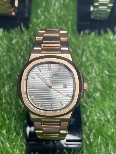 Patek Philippe White-On-Gold Quartz