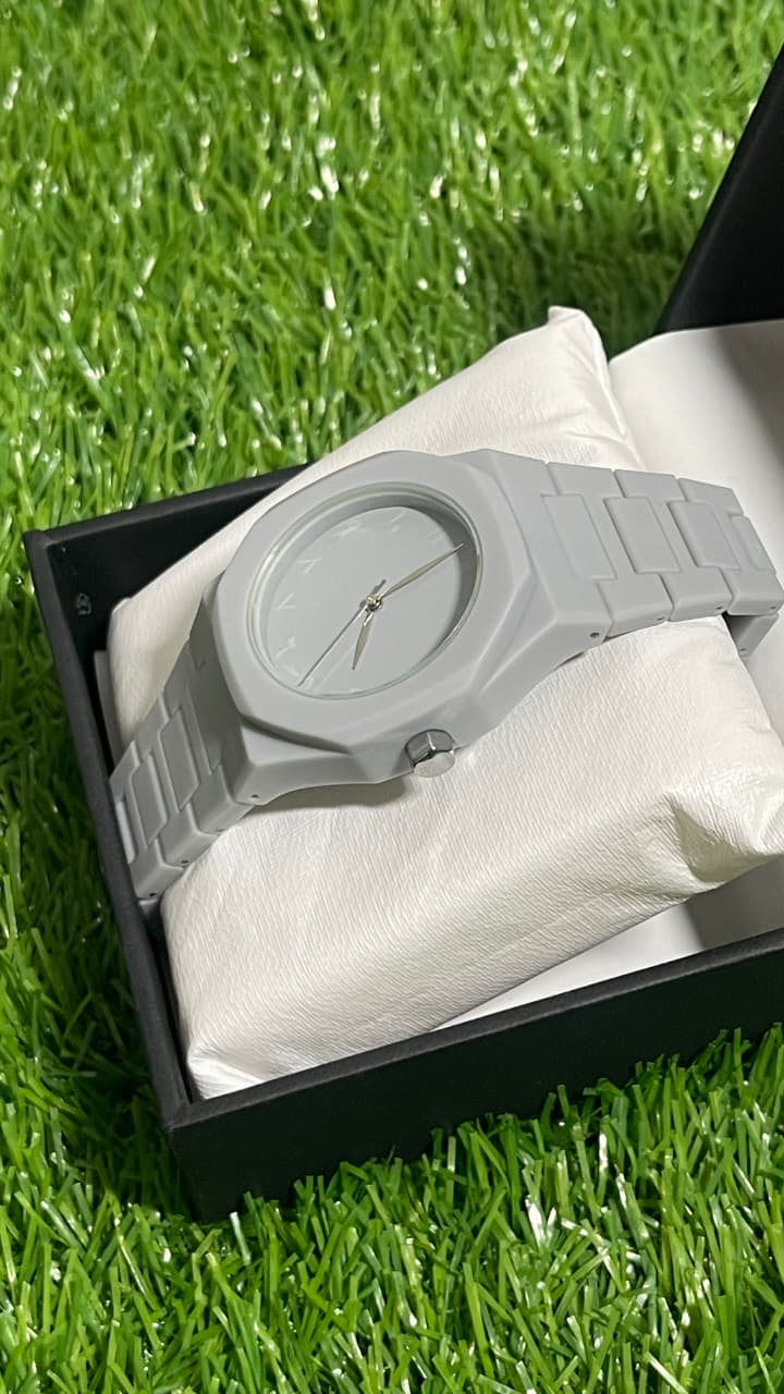 Mate Grey fiber Aura with Master Butterfly lock Stealth Grey Arabic Dial