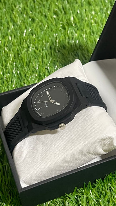 Black Aura With Silicone Strap Arabic Dial