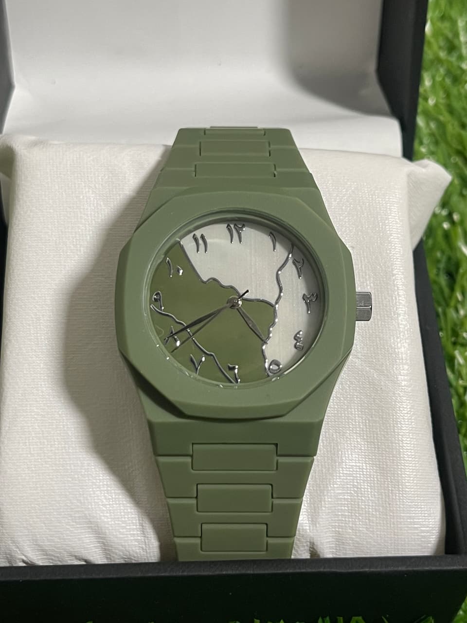 Mate Green  fiber Aura with Master Butterfly lock Green & Crystal White Arabic Dial